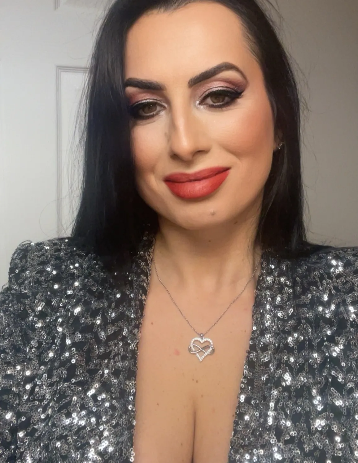 valentina-maxim-cover-girl